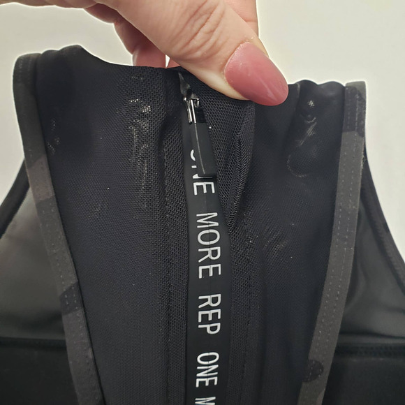 Zyia Active All Star High Neck Sports Bra S Forest Green Camo - Picture 5 of 8